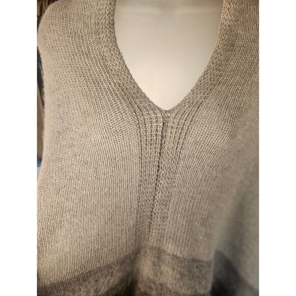 100% Peruvian Alpaca Grey Ombre Poncho "The Fisher Project" Eileen Fisher One Sz - Picture 6 of 14